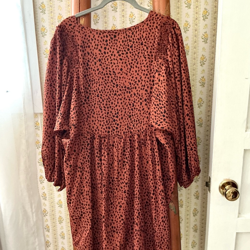 NWT Umgee Leopard Print V-Neck Blouse XL - Picture 3 of 5